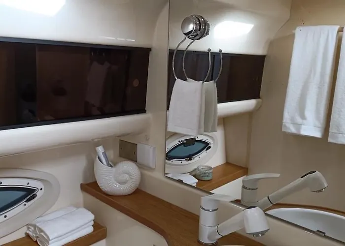 Sunset River * فيغيورا دا فوز